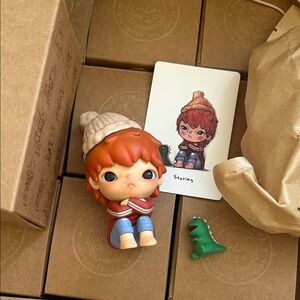 Pop mart Hirono The Other One Staring